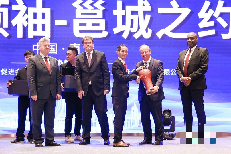 马老师与世界领袖.jpg